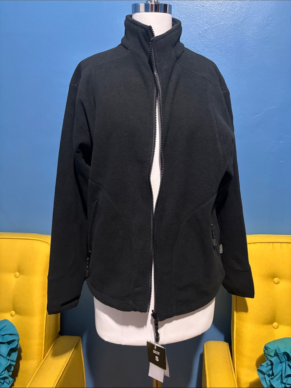 Unisex Woman or Men  Black Fleece Zip-Up Jacket - Brand: